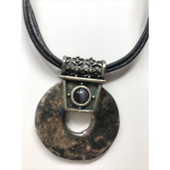 CHICO'S Necklace Open Circle Pendant Dark Patina Silver Tone Black Cord BOHO - Picture 1 of 7